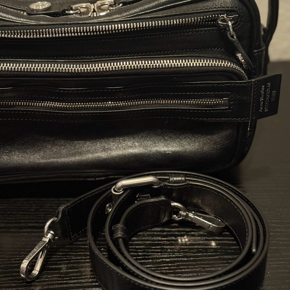 Acne Studios Camero Bag - Picture 15 of 16